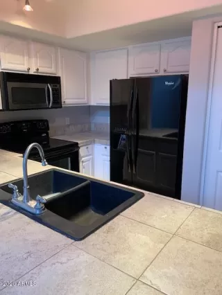 Photo #4: 6086872 Listing 