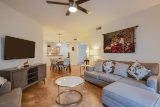 Photo #4: 6086919 Listing 