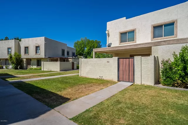 MLS: 6086980 Condo For Sale