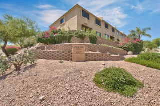 Photo #2: 6087097 Listing