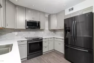 Photo #5: 6087161 Listing 