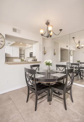 Photo #4: 6087327 Listing 