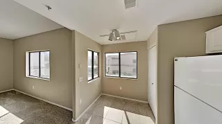 Photo #6: 6087445 Listing