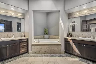 Photo #4: 6087503 Listing