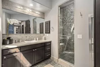 Photo #5: 6087503 Listing