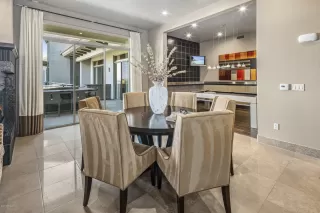 Photo #6: 6087503 Listing