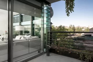 Photo #3: 6087521 Listing