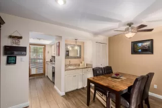 Photo #5: 6087530 Listing 