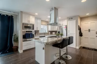 Photo #5: 6087580 Listing