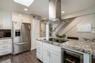 Photo #6: 6087580 Listing