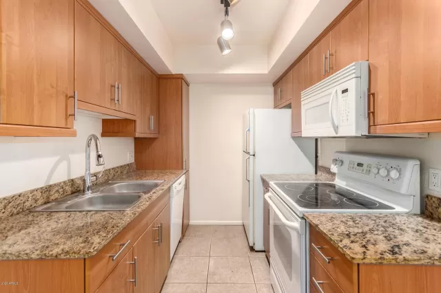 MLS: 6087774 Condo For Sale