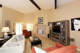 Photo #3: 6087984 Listing