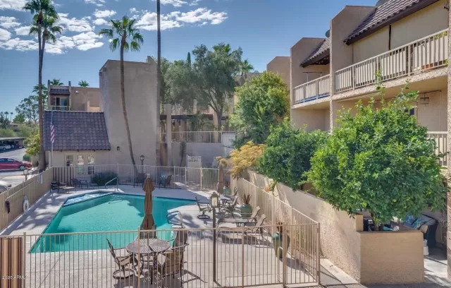 MLS: 6088009 Condo For Sale