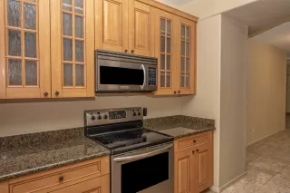 Photo #4: 6088107 Listing