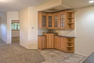 Photo #6: 6088107 Listing