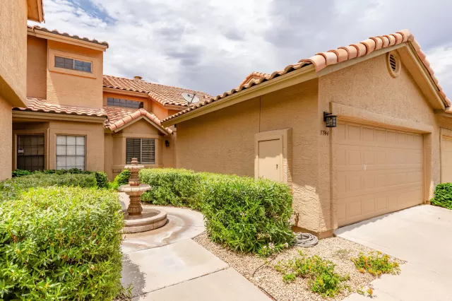 MLS: 6088365 Condo For Sale