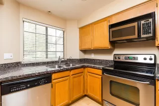 Photo #4: 6088365 Listing 