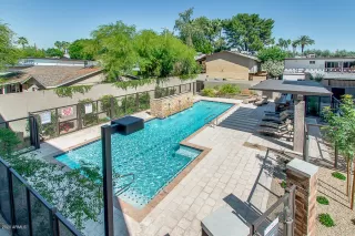 Photo #3: 6088586 Listing