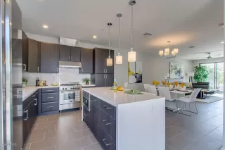 Photo #6: 6088586 Listing