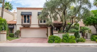 Photo #3: 6088607 Listing