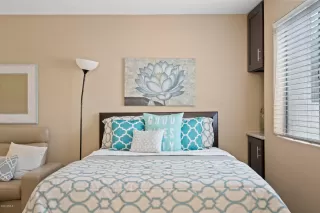 Photo #5: 6088769 Listing 