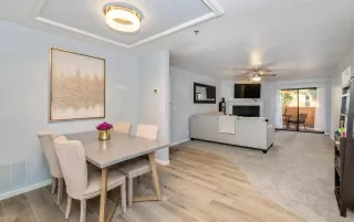 Photo #6: 6088978 Listing