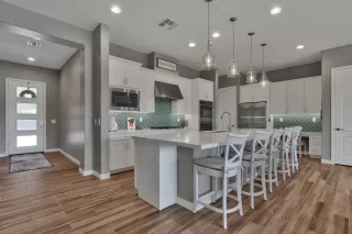 Photo #5: 6089521 Listing