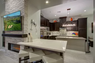 Photo #5: 6089586 Listing