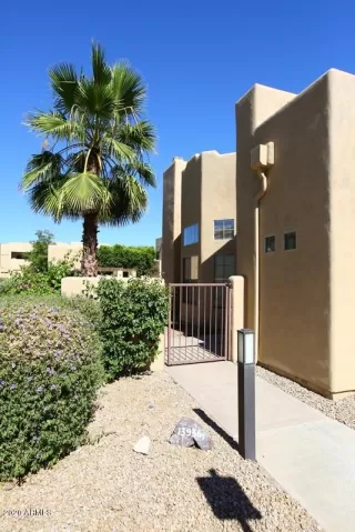 Photo #2: 6089713 Listing