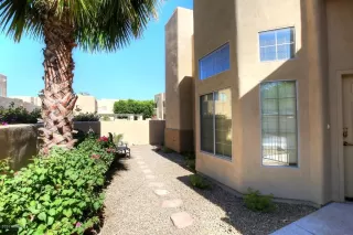 Photo #3: 6089713 Listing