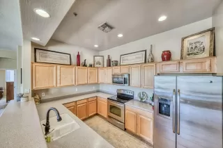 Photo #2: 6089740 Listing