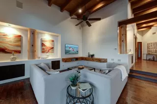 Photo #6: 6089925 Listing 