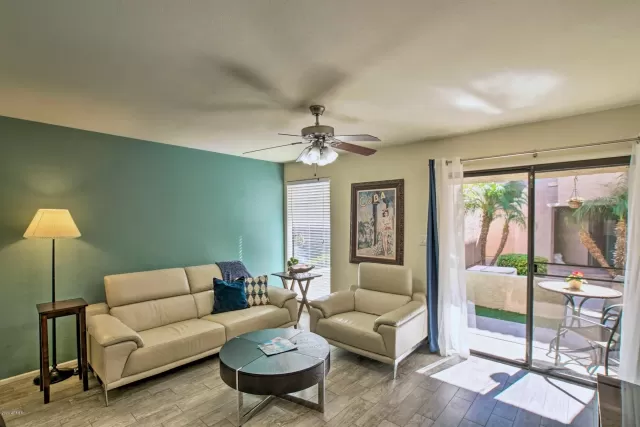 MLS: 6090098 Condo For Sale