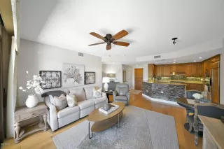 Photo #6: 6090124 Listing