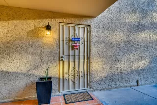 Photo #1: 6090157 Listing