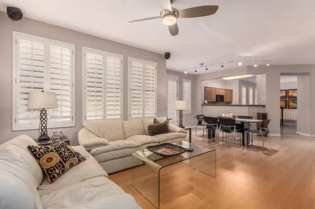 MLS: 6090386 Condo For Sale