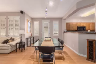 Photo #3: 6090386 Listing 