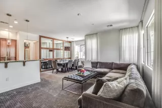 Photo #5: 6090390 Listing 