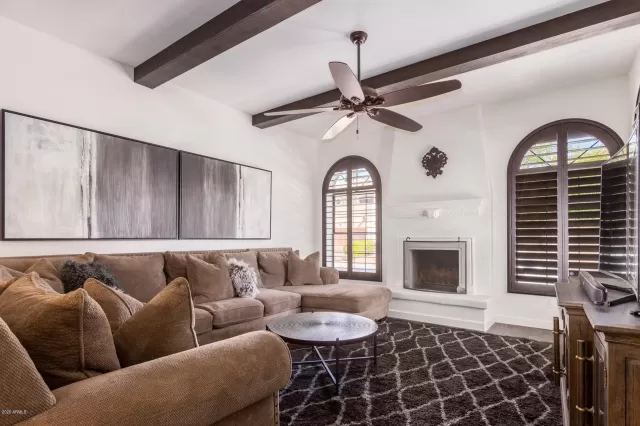 MLS: 6090468 Condo For Sale