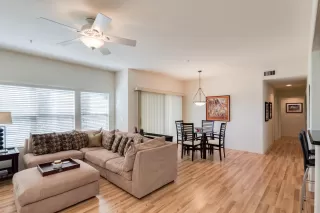 Photo #2: 6090596 Listing