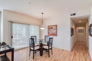 Photo #4: 6090596 Listing