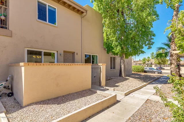 MLS: 6090868 Condo For Sale