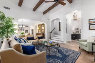 Photo #3: 6091023 Listing