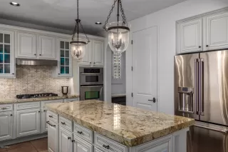 Photo #6: 6091023 Listing