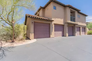 Photo #2: 6091085 Listing 