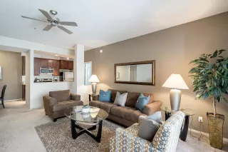 Photo #2: 6091119 Listing