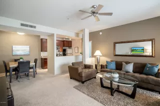 Photo #3: 6091119 Listing
