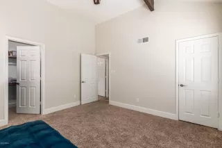 Photo #6: 6091333 Listing 