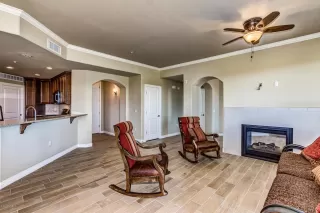 Photo #3: 6091399 Listing