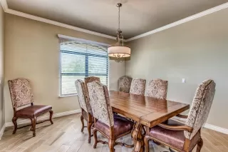 Photo #5: 6091399 Listing